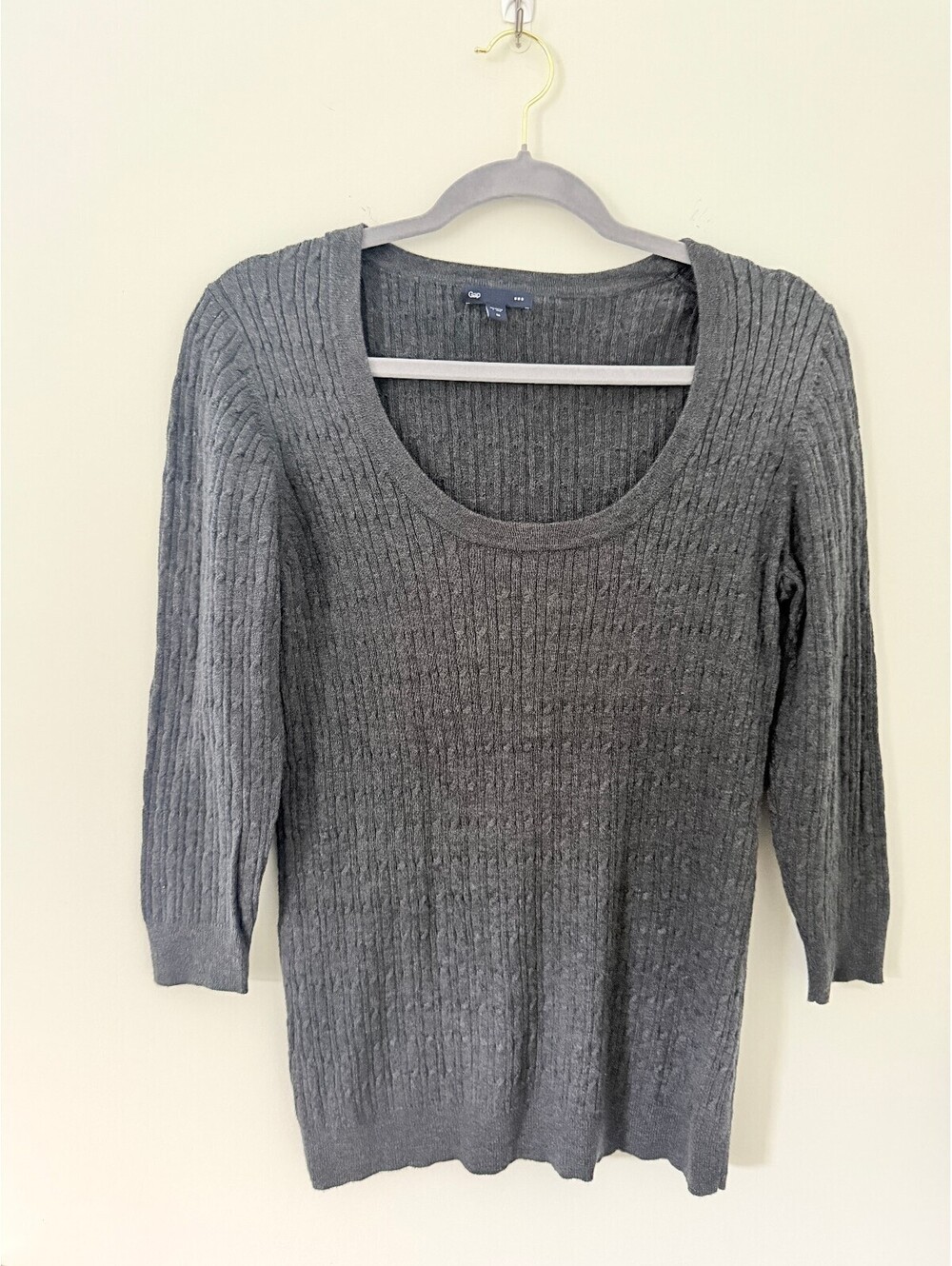 Gap Women’s Medium Charcoal Gray Ribbed Knit Scoop Neck 3/4 Sleeve Sweater